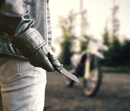 Nóż Ratowniczy HASTAA 01-HS-351 Sprężynowy